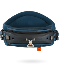 The harness comes with a standard hook, a rope and a knife.Eclipse